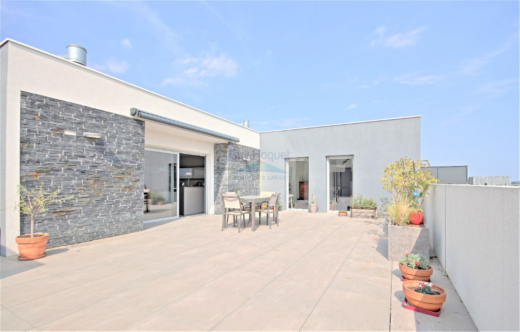 JUVIGNAC !  Dernier Étage !  Standing ! T4 109 m²  + 97 m² de Terrasse !