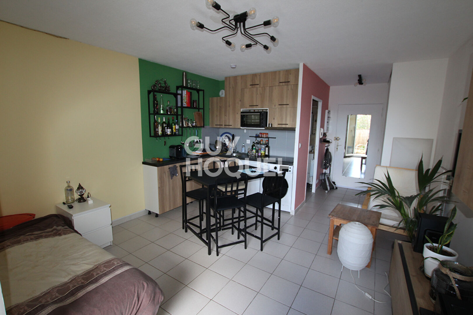 Joli Appartement T1 Meublé, calme, jardin privatif  arboré