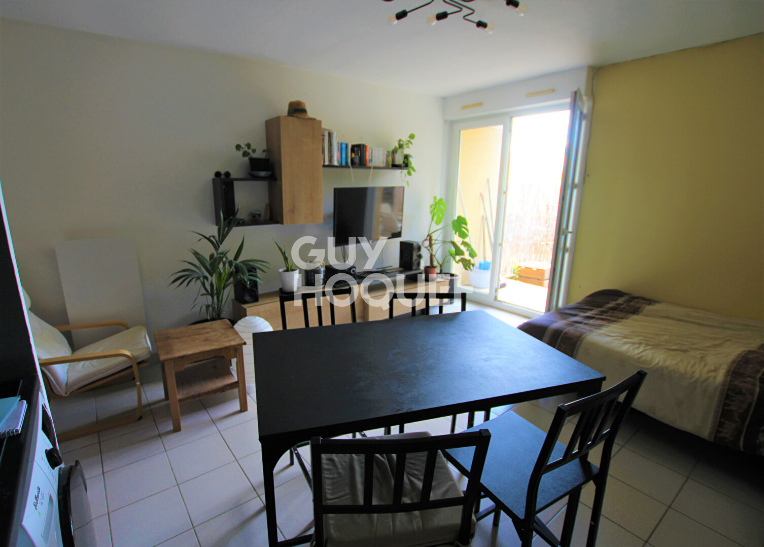 Joli Appartement T1 Meublé, calme, jardin privatif  arboré