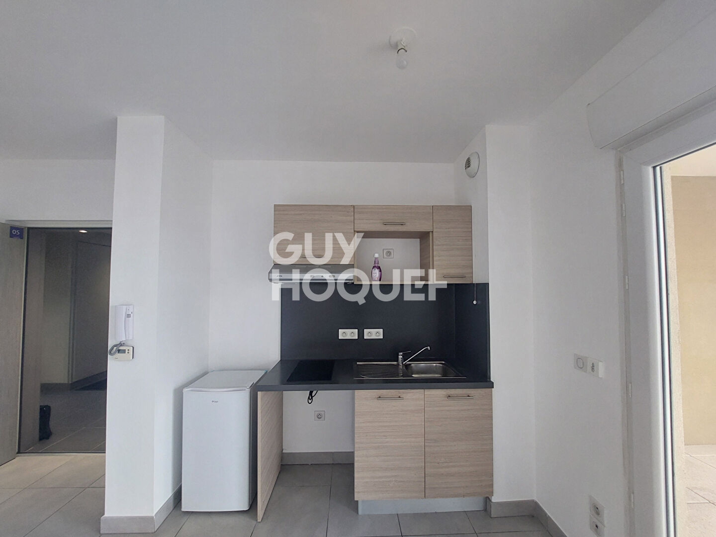 T2  40.59 m2 + Grande terrasse couverte + Parking