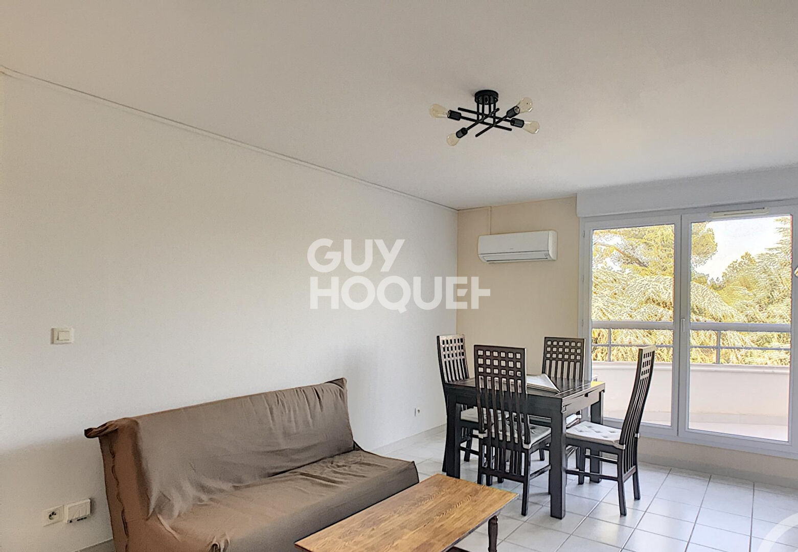 T2 meublé 45 m2 proche Hôpitaux Facultés : bail étudiant, mobilité