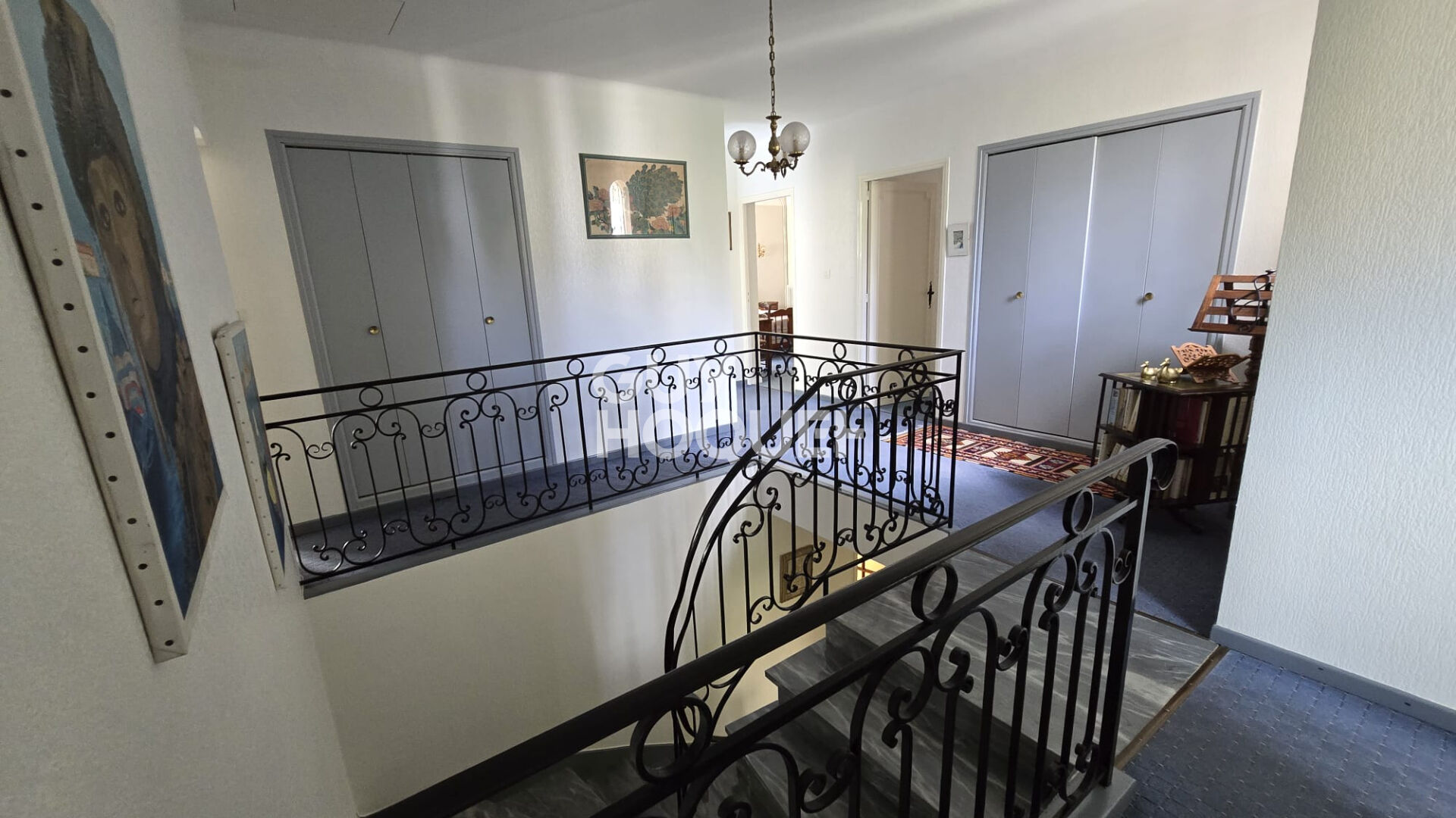 Grande maison familiale 6 pièces,152M2, jardin, véranda, garage mitoyen