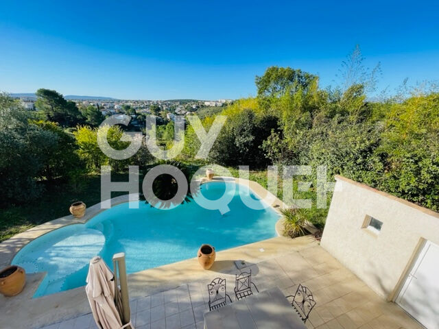 MAGNIFIQUE  VILLA Montpellier 4 chambres sans vis a vis avec vue et piscine