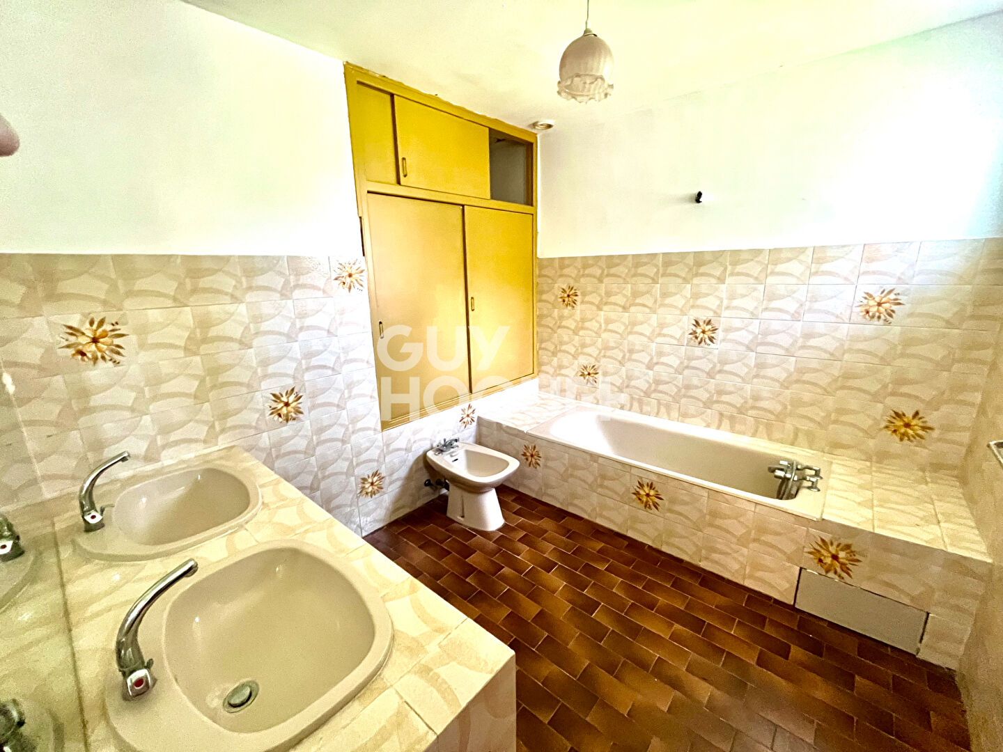 BEAU POTENTIEL ! Maison  de plain-pied 129m² sur terrain 1000 m2