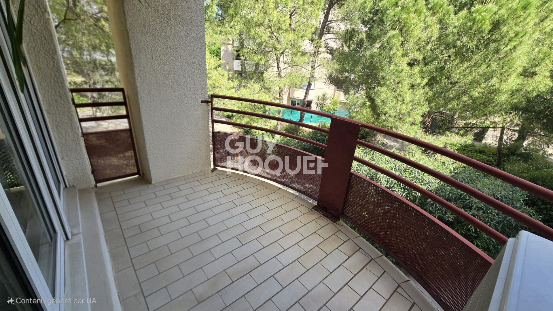 Appartement T3 de 70 m2 et son garage.