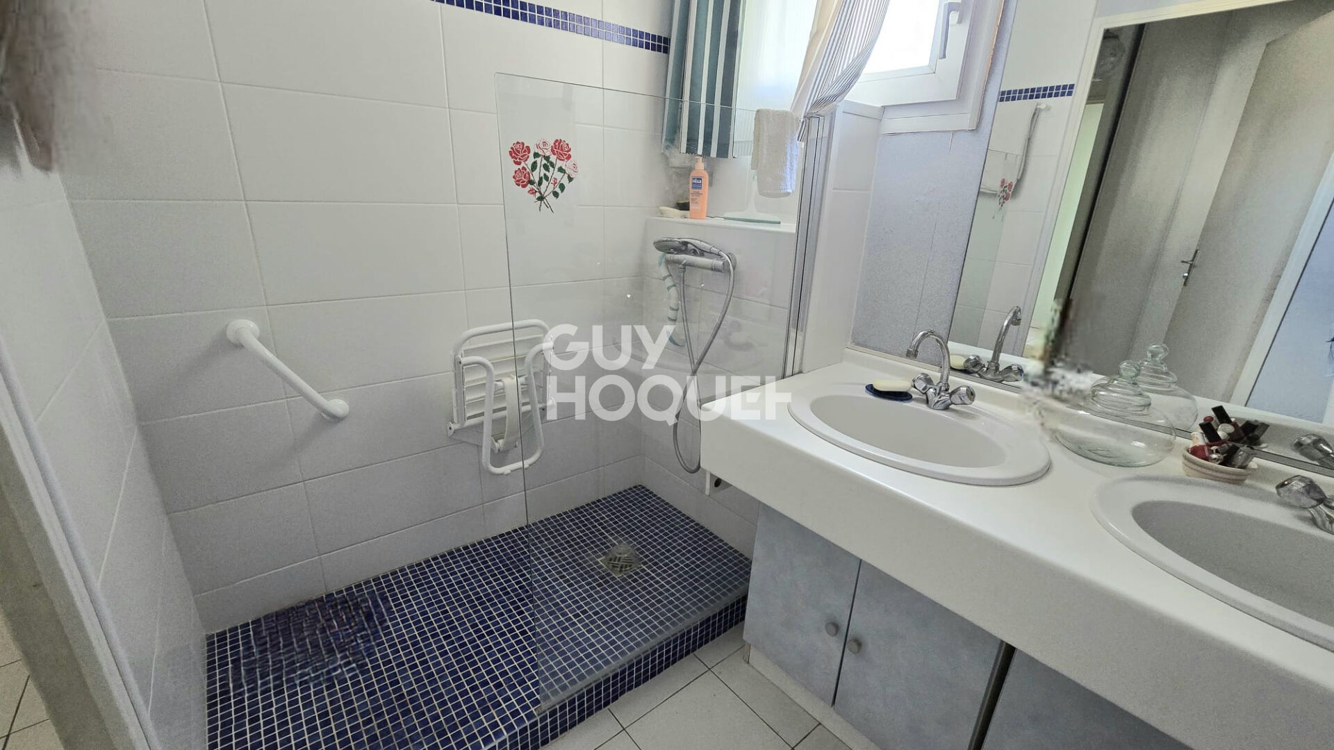 Appartement T3 de 70 m2 et son garage.