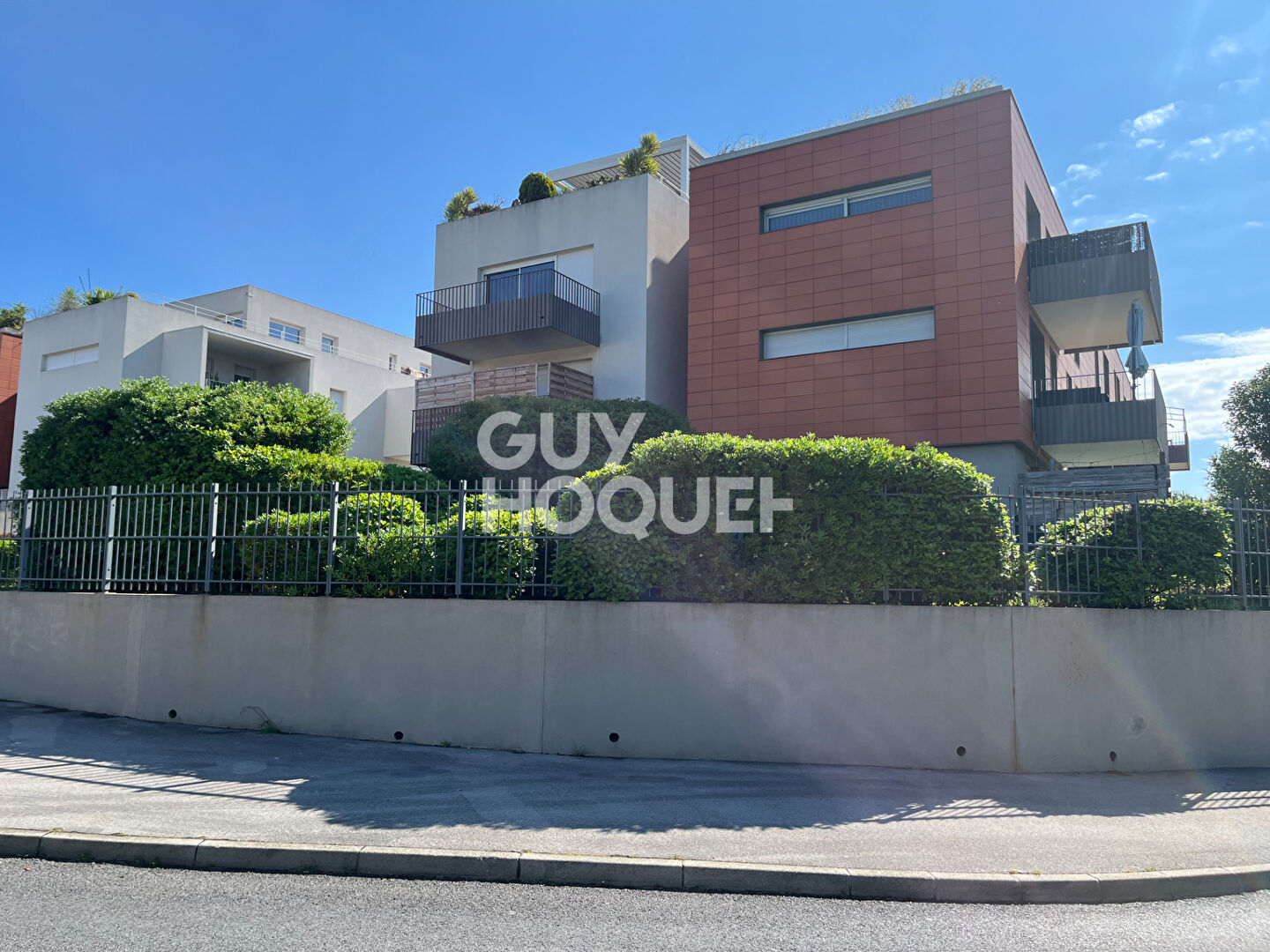 Appartement  2 pièce(s) avec terrasse+box