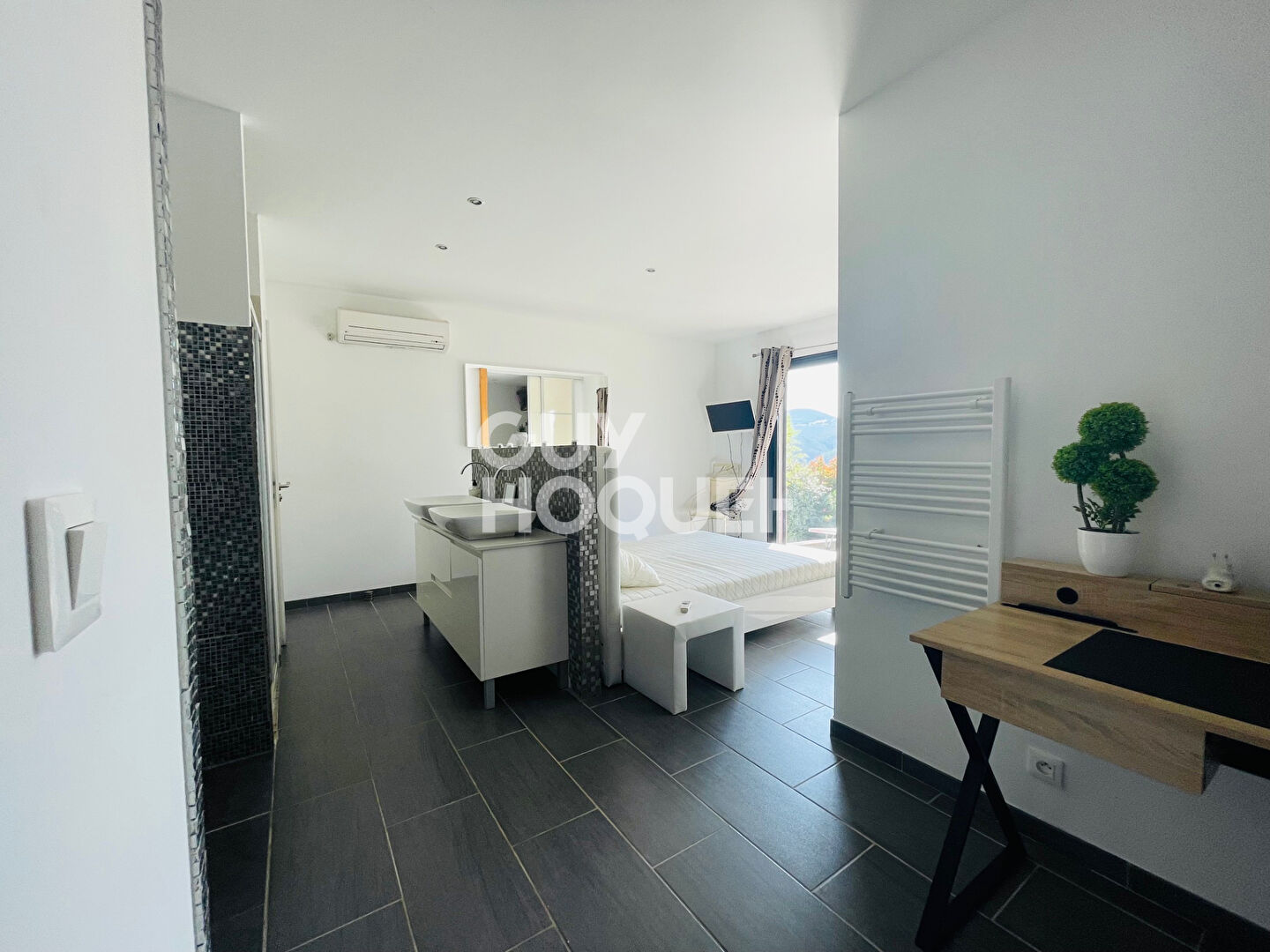 Villa exceptionnelle Lodève 5 pièce(s) 145 m2 - terrain 1332 m²