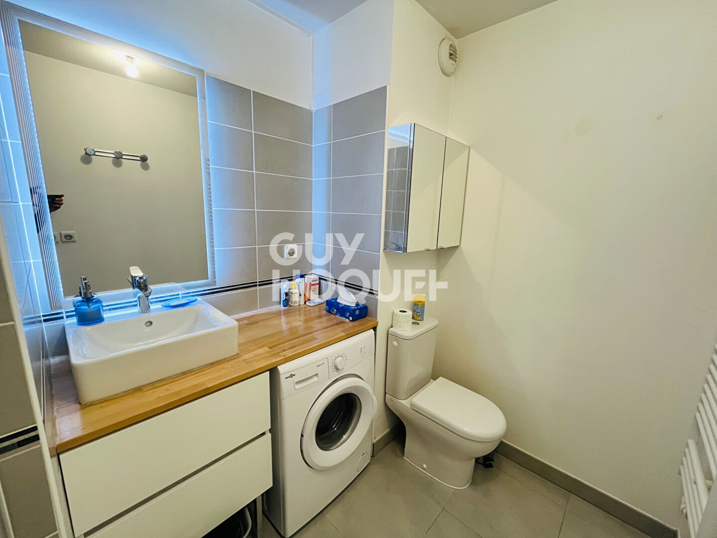 Résidence de  standing : T2 meublé avec terrasse et parking