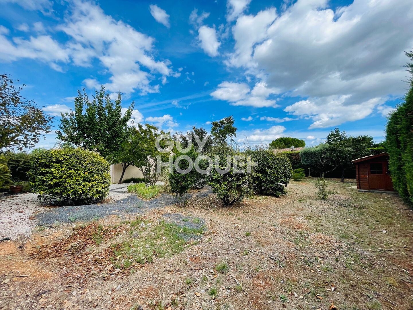 MAISON FAMILIALE 4 CHAMBRES 1500 M² DE TERRAIN