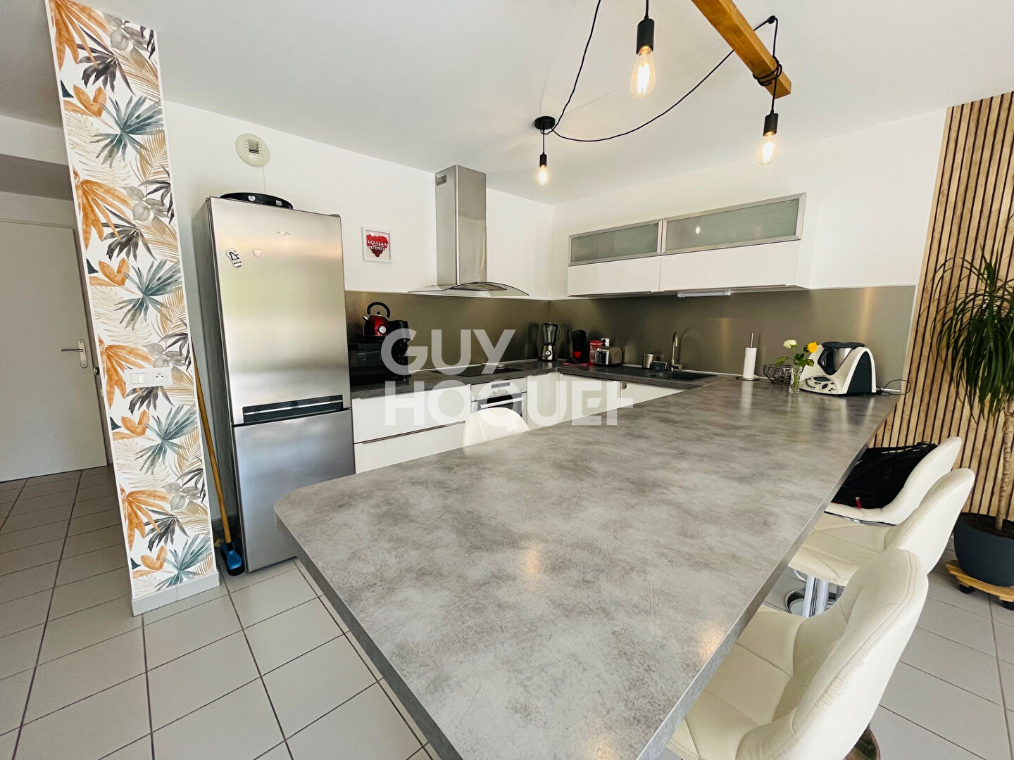 Appartement Juvignac 3 pièce(s) - 2 Terrasses - garage et local