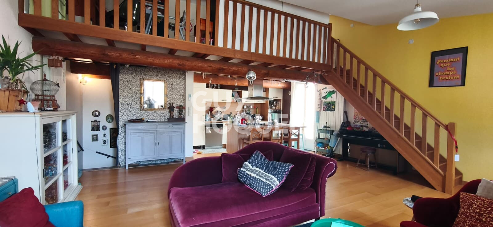 Maison de ville 105 m2 : vieux  village Celleneuve