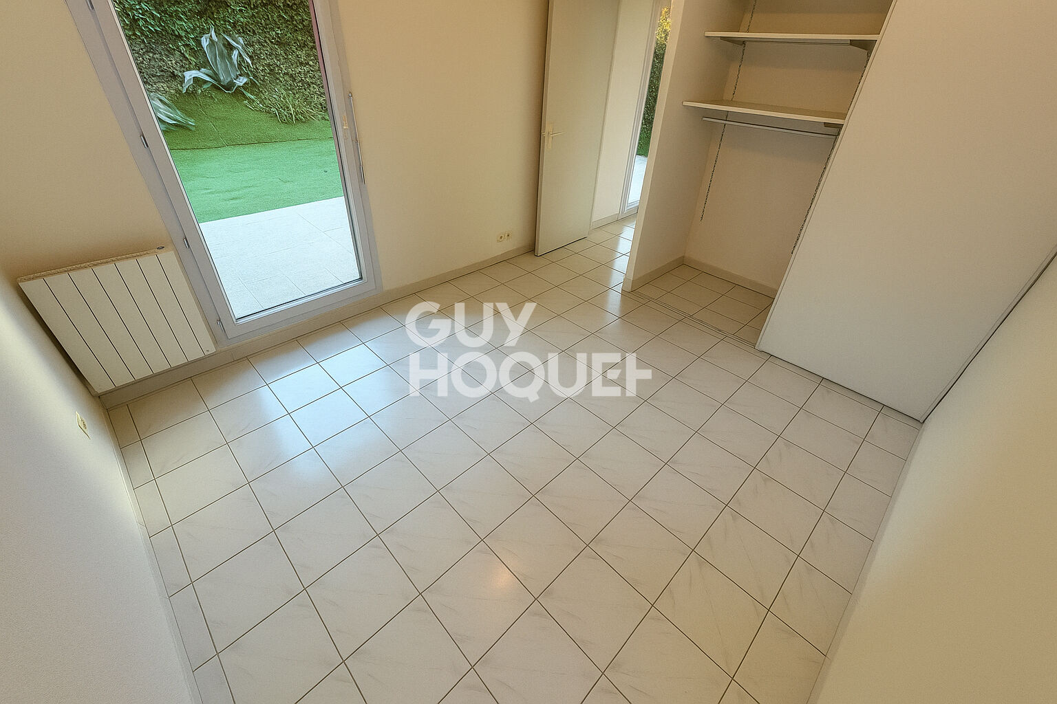 AGREABLE T2 43.65 m2 + Parking+ Terrasse arborée 51 M2 !
