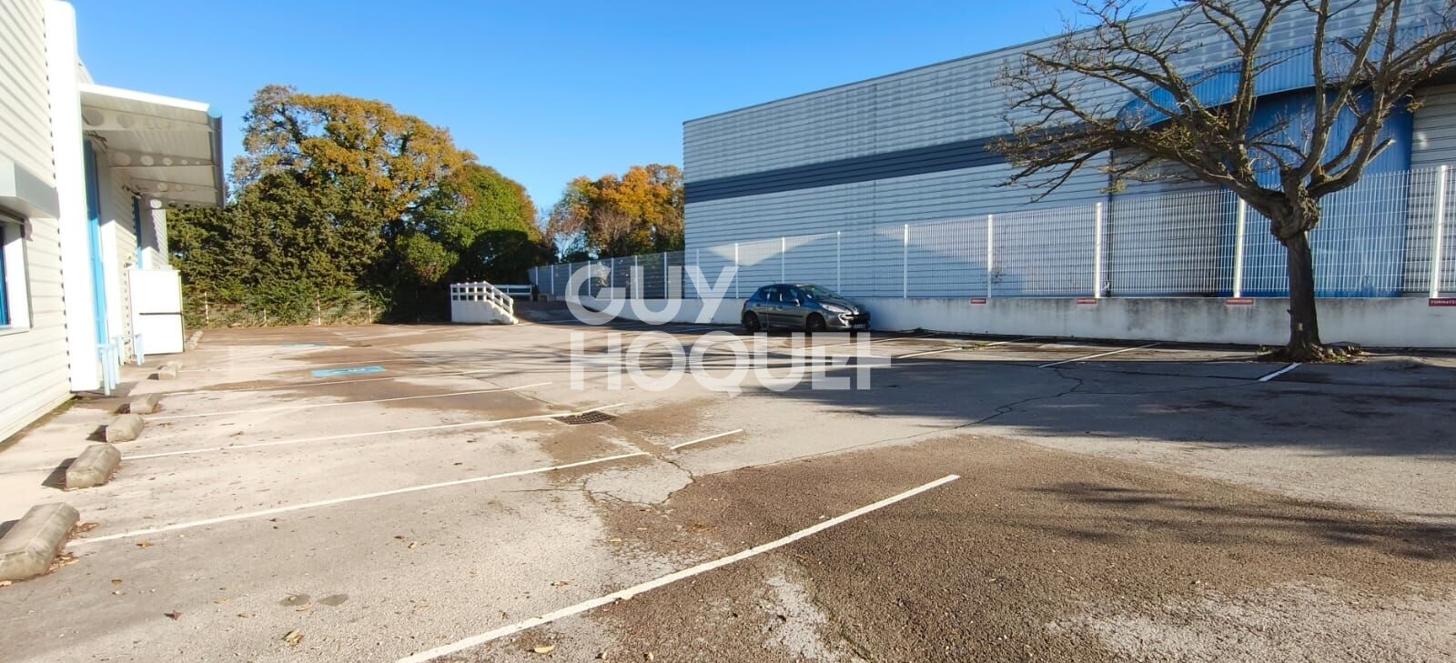 Bureaux Montpellier 880 m2+ 38 places de parking