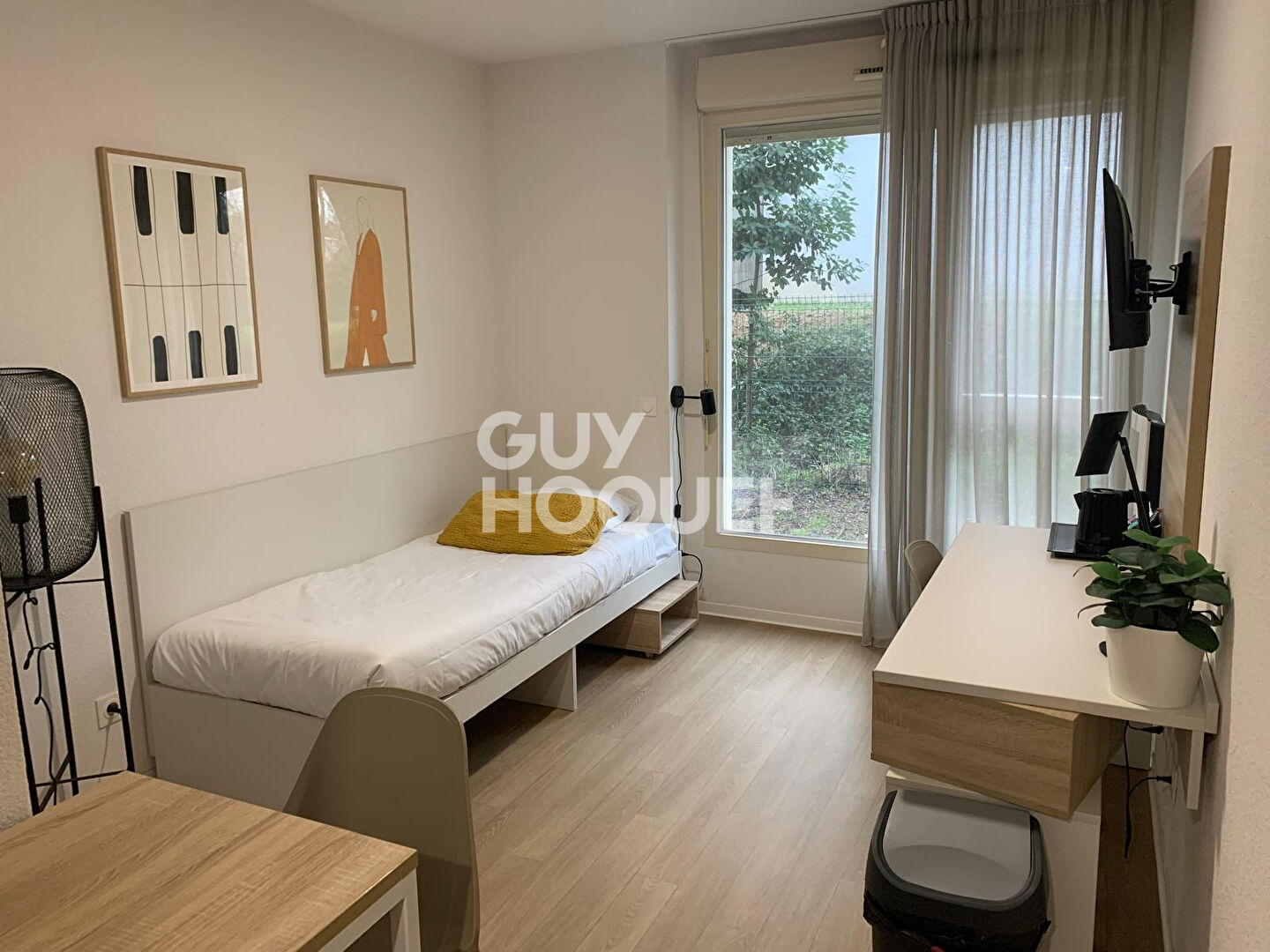 STUDIO MEUBLE RESIDENCE ETUDIANTE MODERNE: ETAT NEUF !