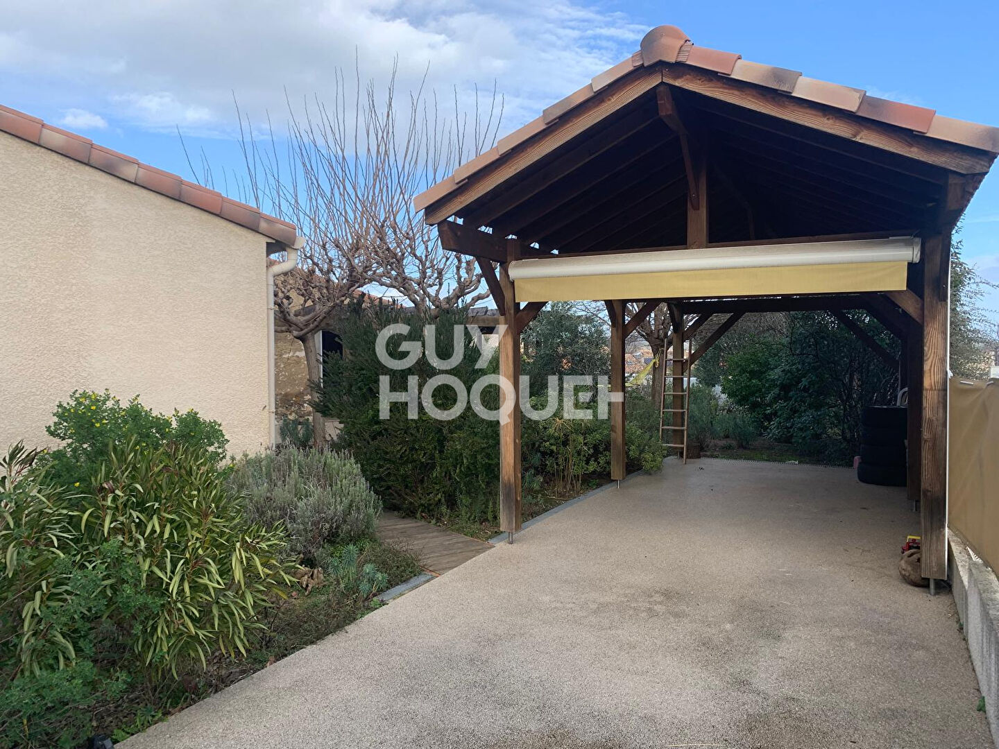 CHARMANTE VIGNERONNE  RESTAUREE ET SON EXTENSION: 150m2