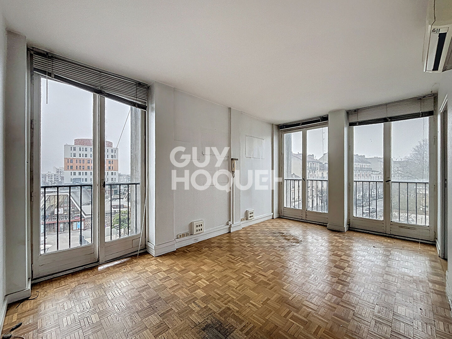 A VENDRE APPARTEMENT T4 73 m² CHOISY LE ROI centre - parking - cave