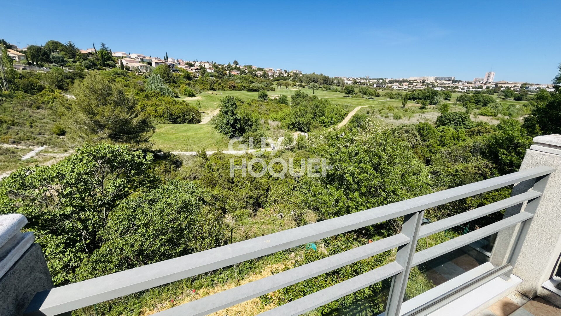 Maison Juvignac 8 pièce(s) avec piscine donnant sur  le golf