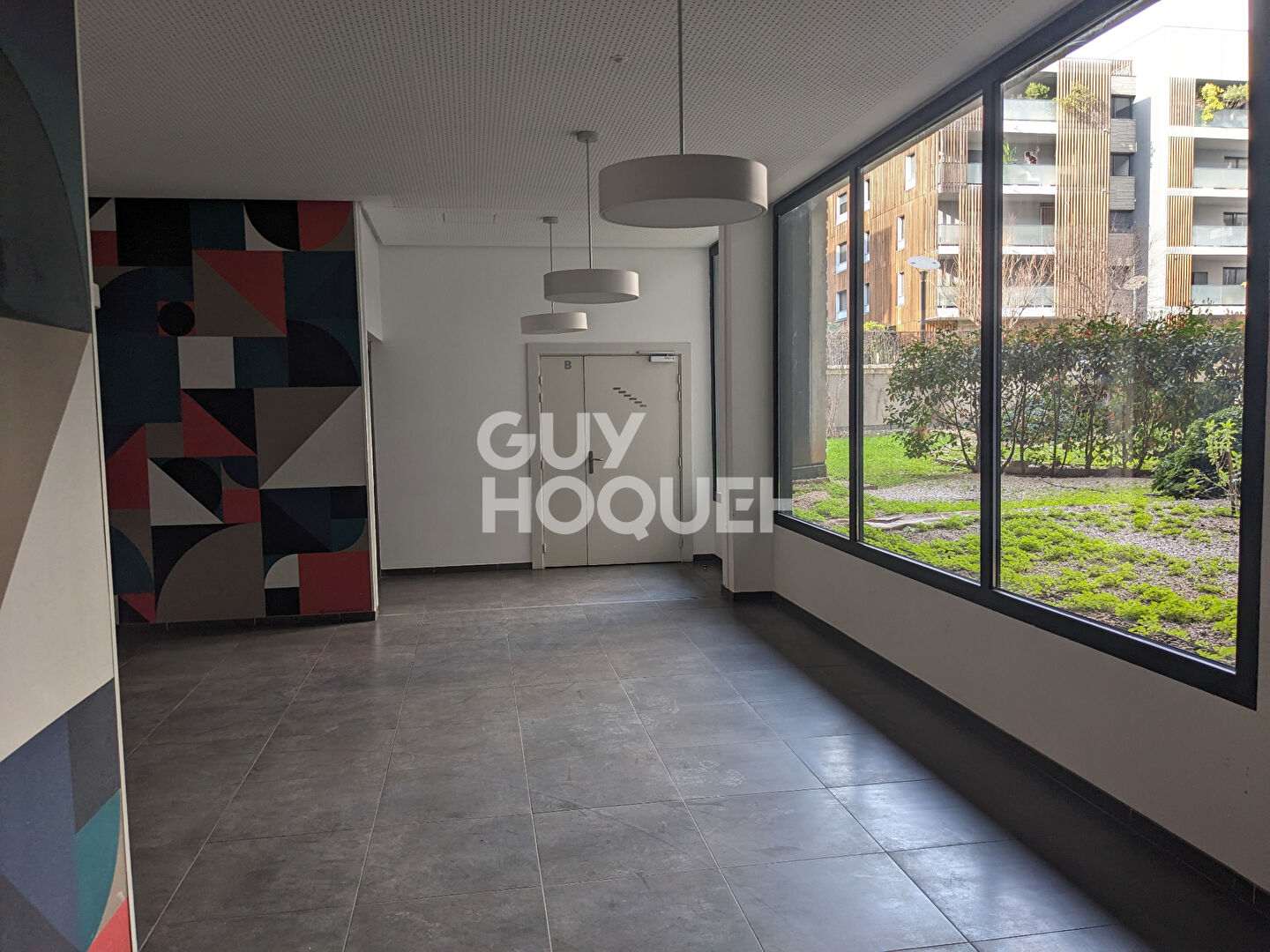 BEAU T2 Port Marianne 49.31 m2 + GRANDE TERRASSE + GRAND PARKING