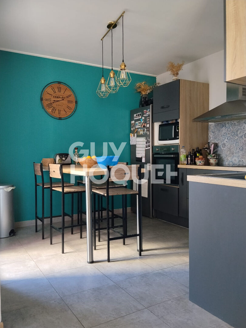 AGREABLE MAISON F4 : 120 m2 + piscine + garage