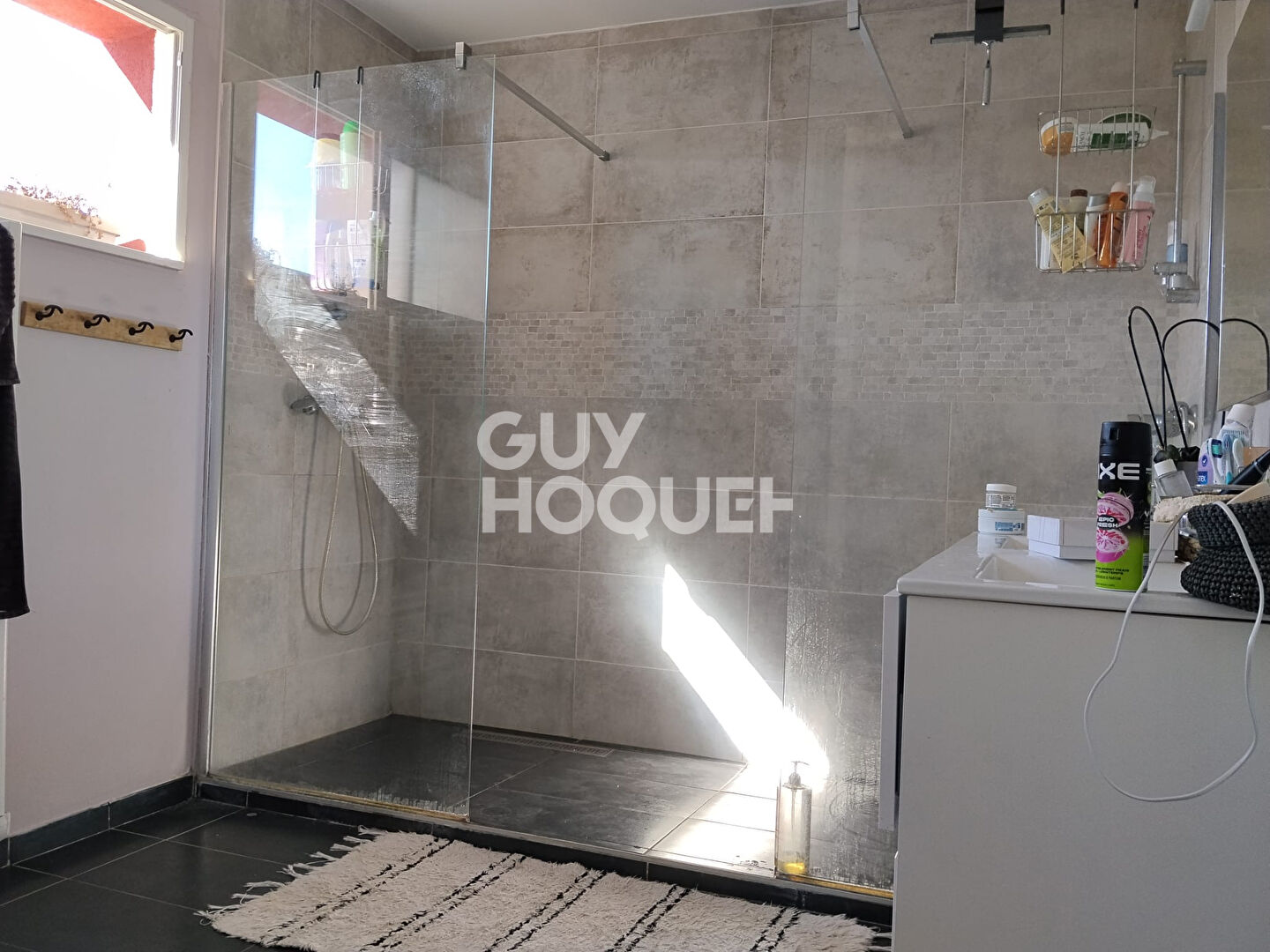 AGREABLE MAISON F4 : 120 m2 + piscine + garage