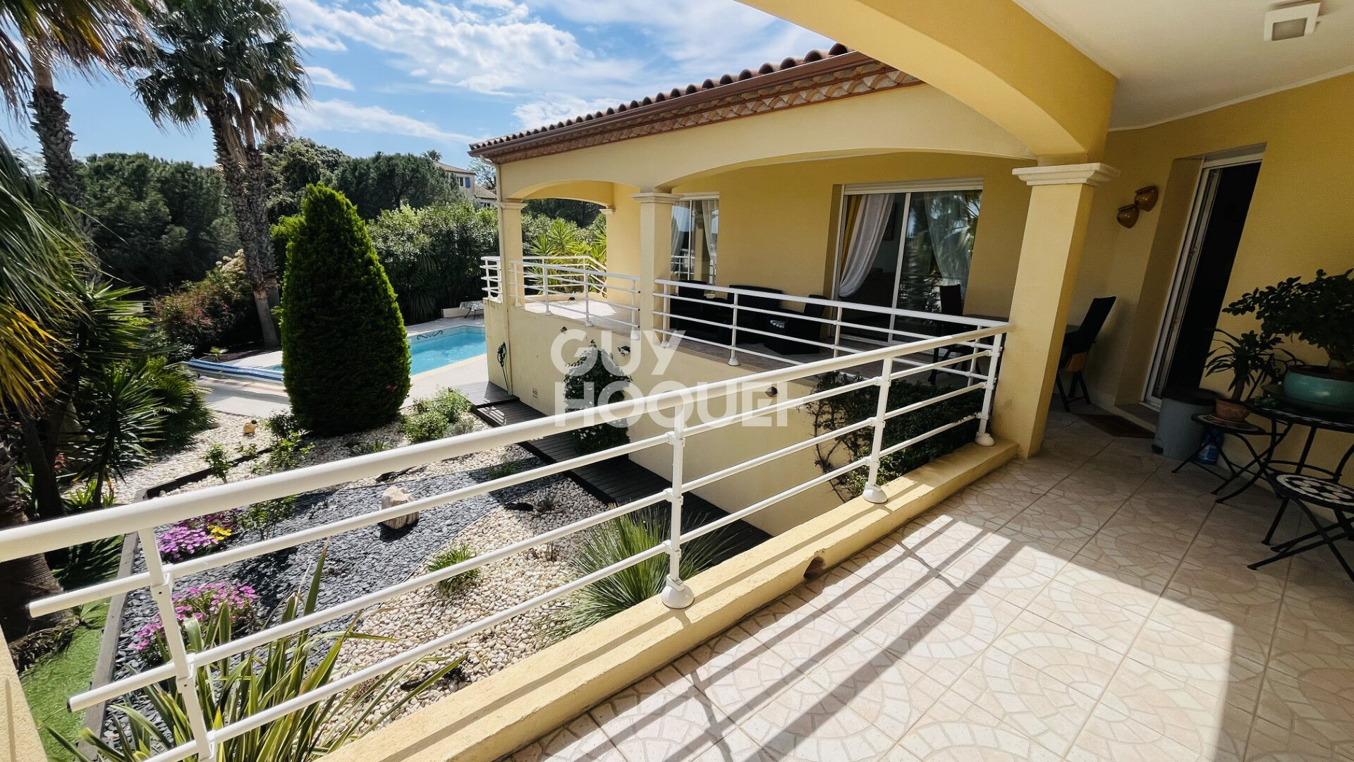Maison familiale Juvignac de  245 m² sur 1024 m² de terrain