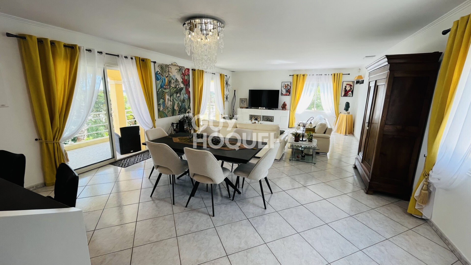 Maison familiale Juvignac de  245 m² sur 1024 m² de terrain