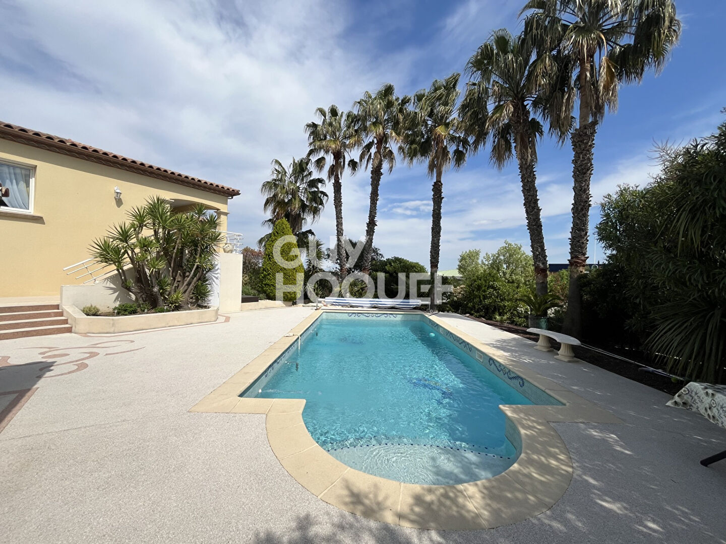 Maison familiale Juvignac de  245 m² sur 1024 m² de terrain