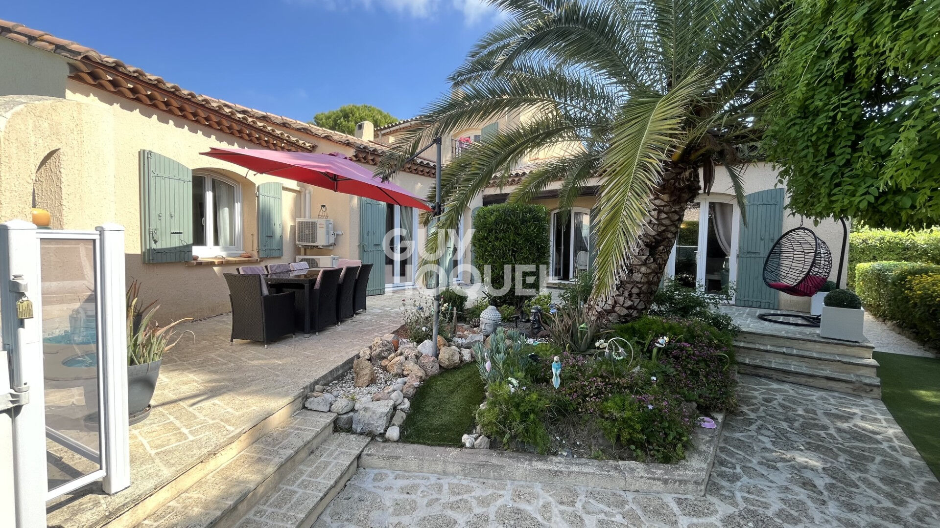 Villa 6 pièces avec piscine, proche Montpellier.