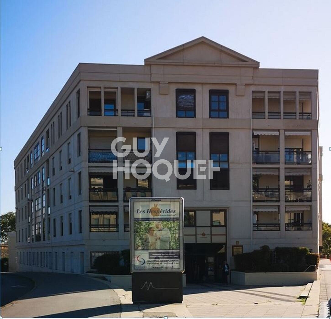 RARE :  A LOUER STUDIO MEUBLE RESIDENCE SENIOR