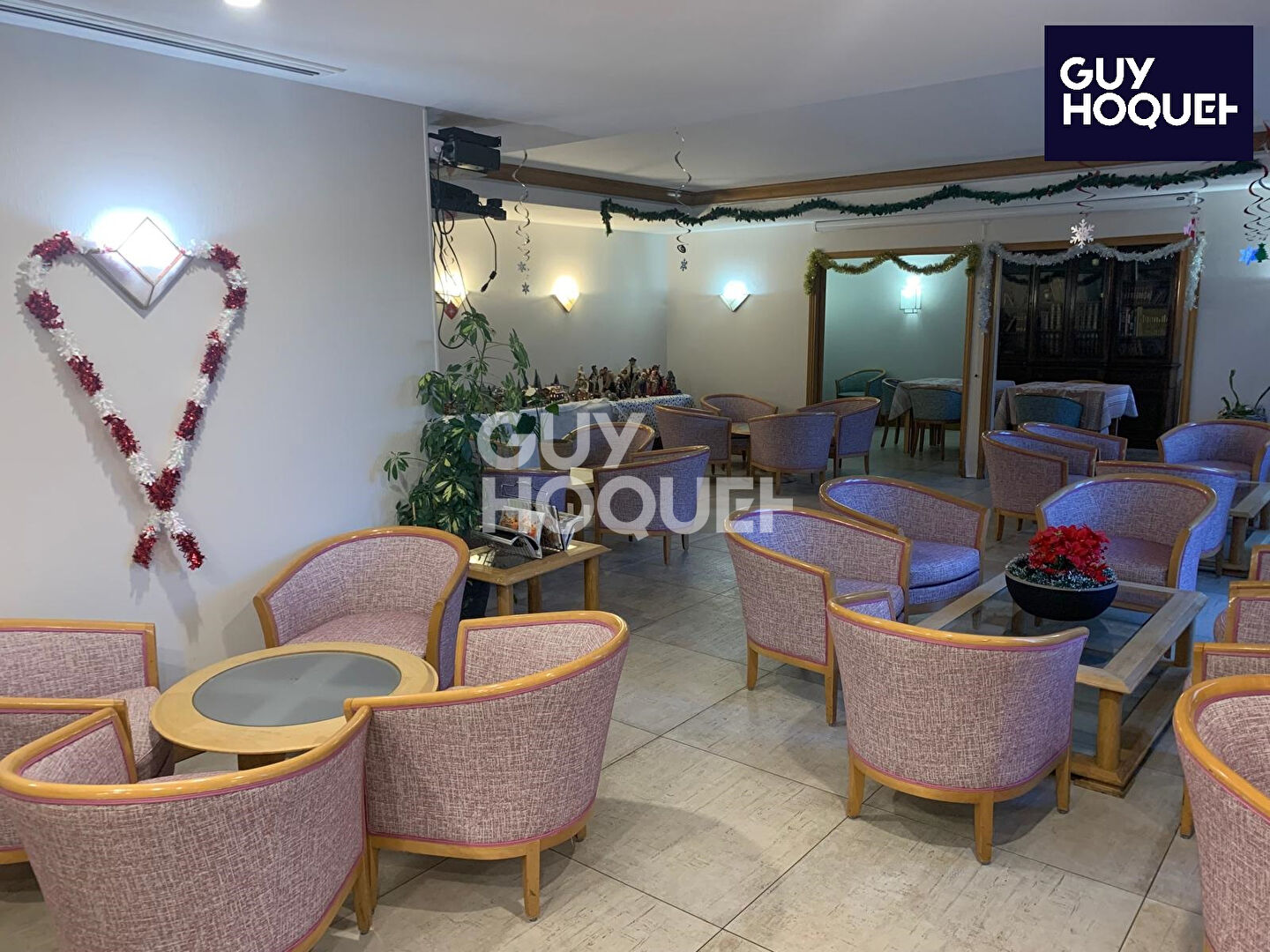 RARE :  A LOUER STUDIO MEUBLE RESIDENCE SENIOR