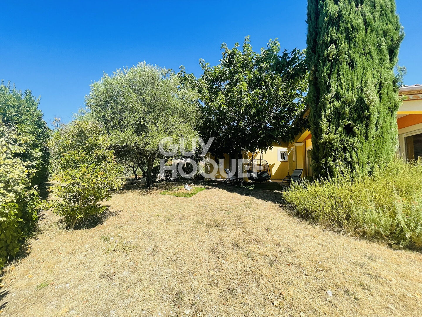 Maison plain-pied 3 chambres sur 1294 m² de terrain