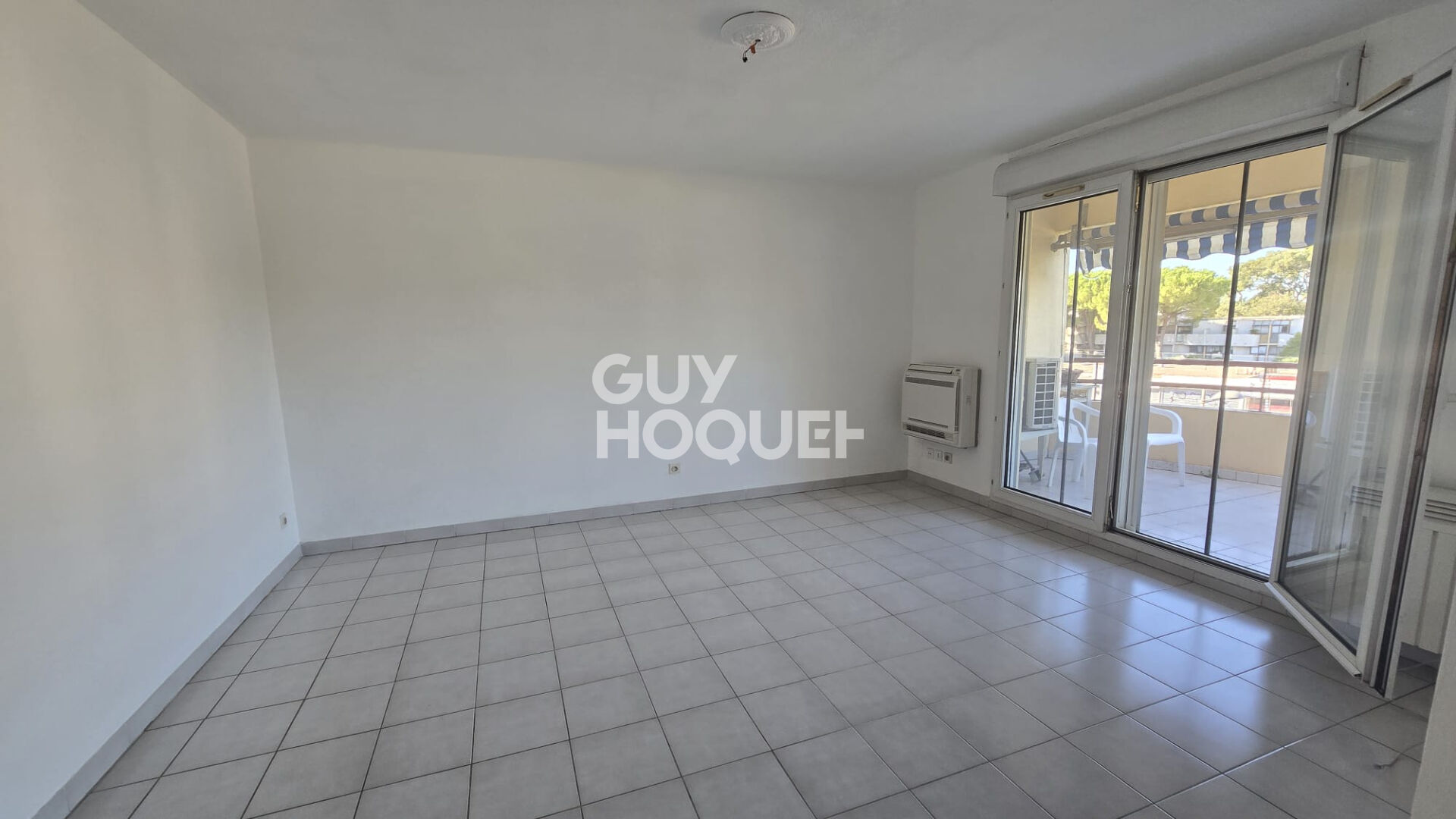 Spacieux T5 de 121M2 + 2 garages