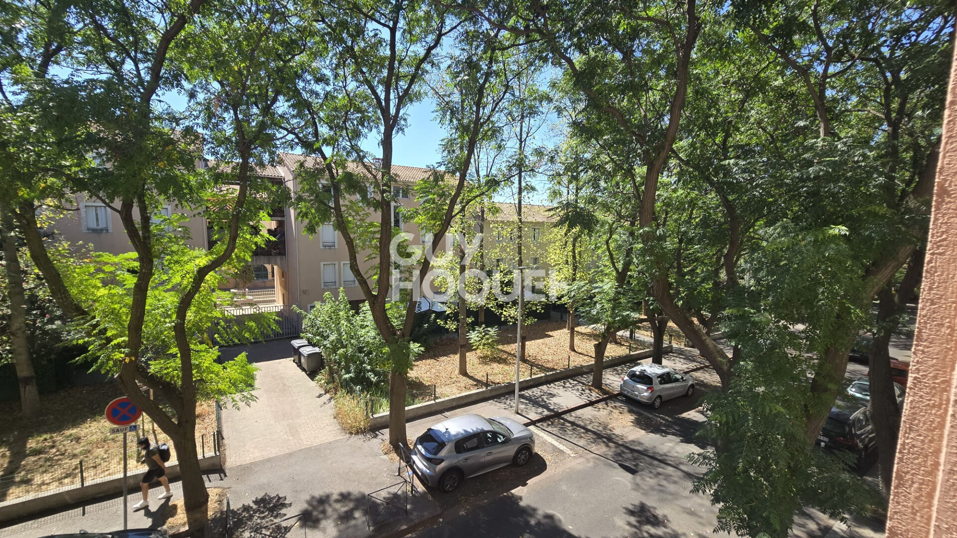 Charmant  3 pièces 51M2 rénové avec terrasse et parking