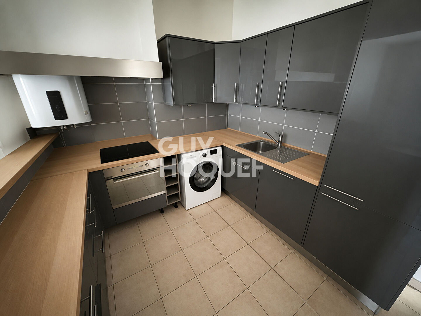 MONTPELLIER CENTRE: JOLI  T3  RENOVE, CLIMATISE 67.08 m2