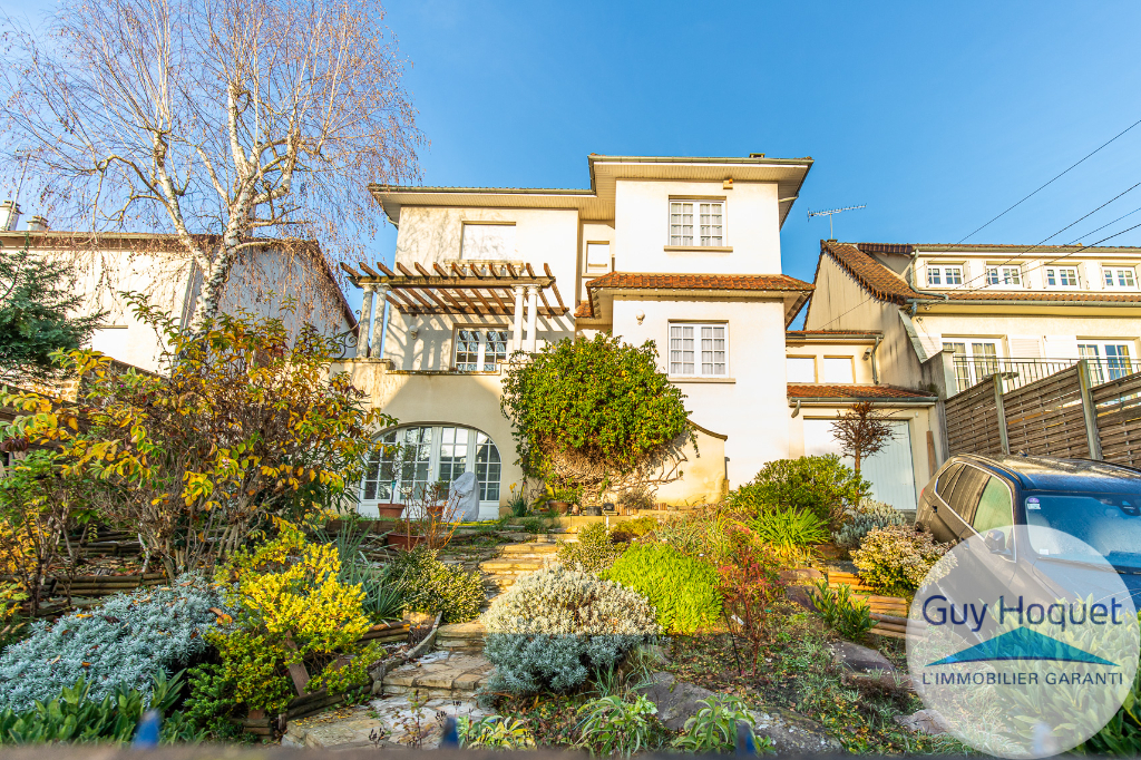 ATHIS MONS maison F7 (300 m²) en vente