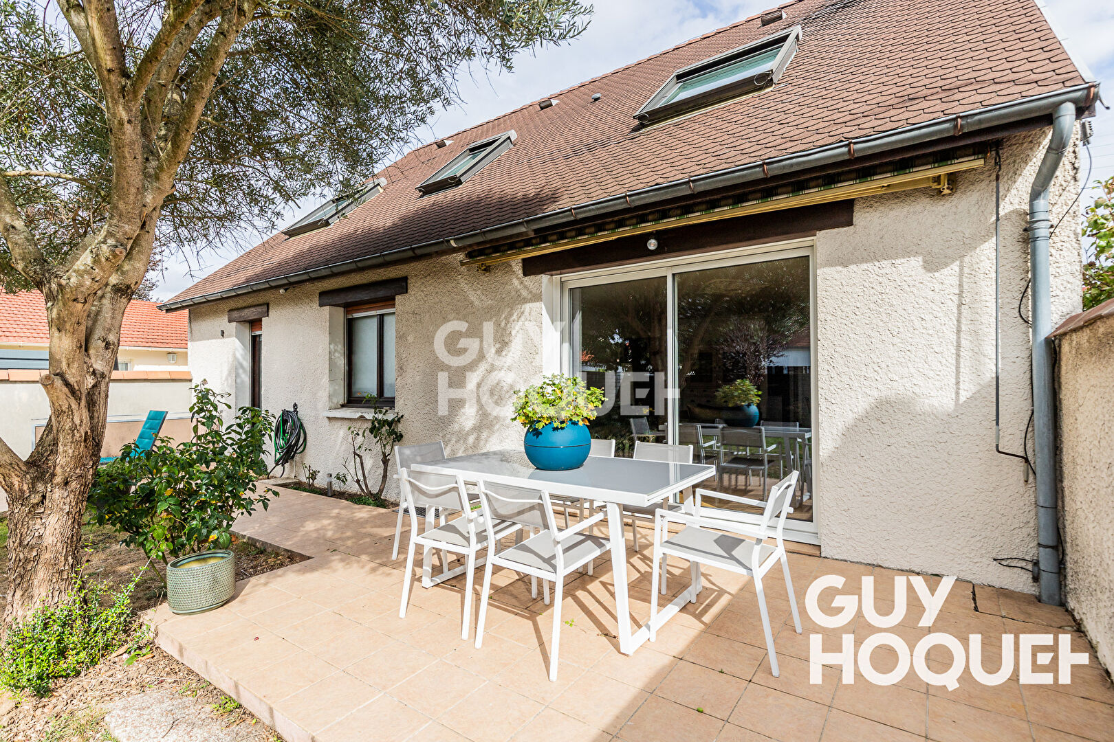 Maison spacieuse à vendre à Athis Mons - 5 chambres, jardin et confort