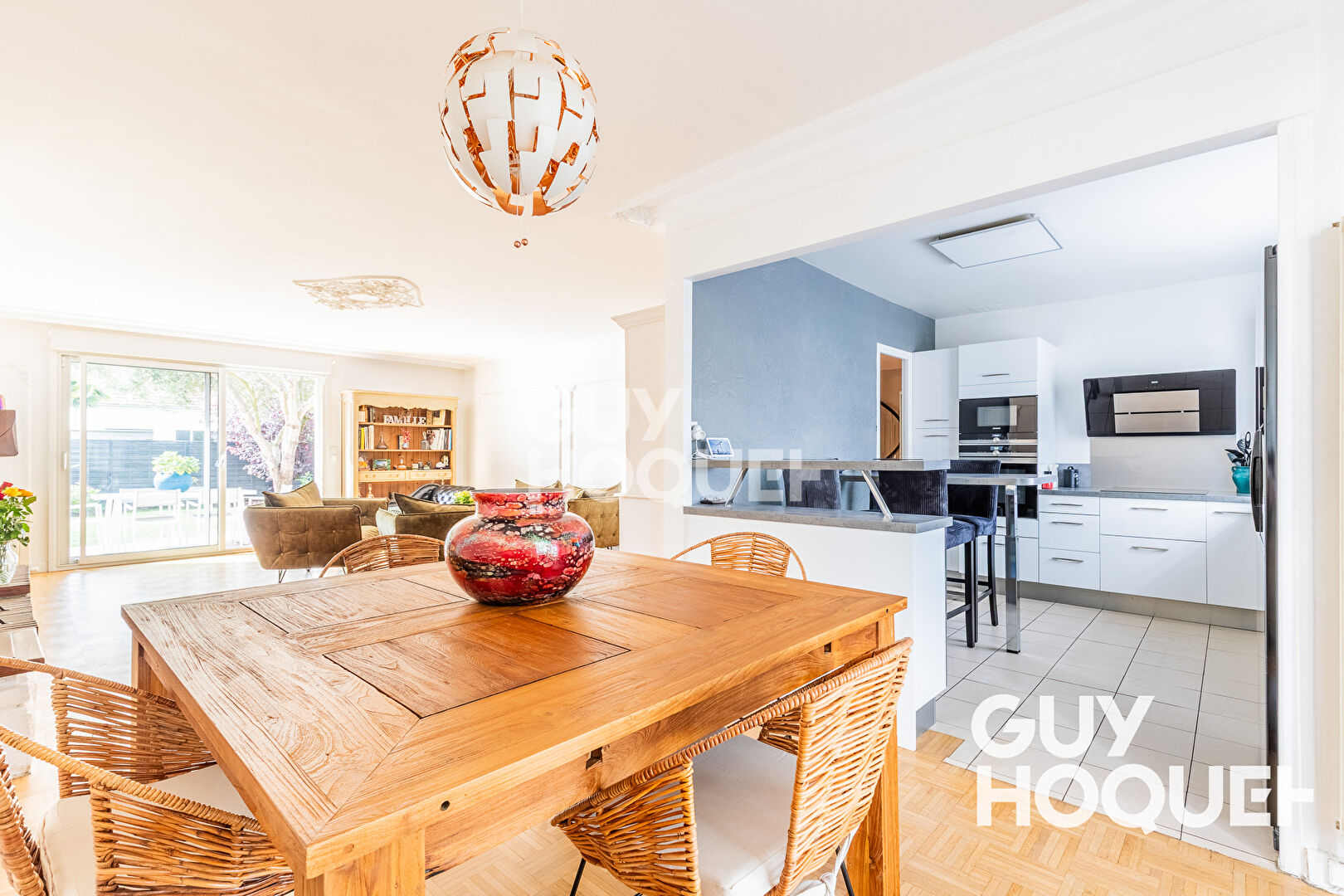 Maison spacieuse à vendre à Athis Mons - 5 chambres, jardin et confort