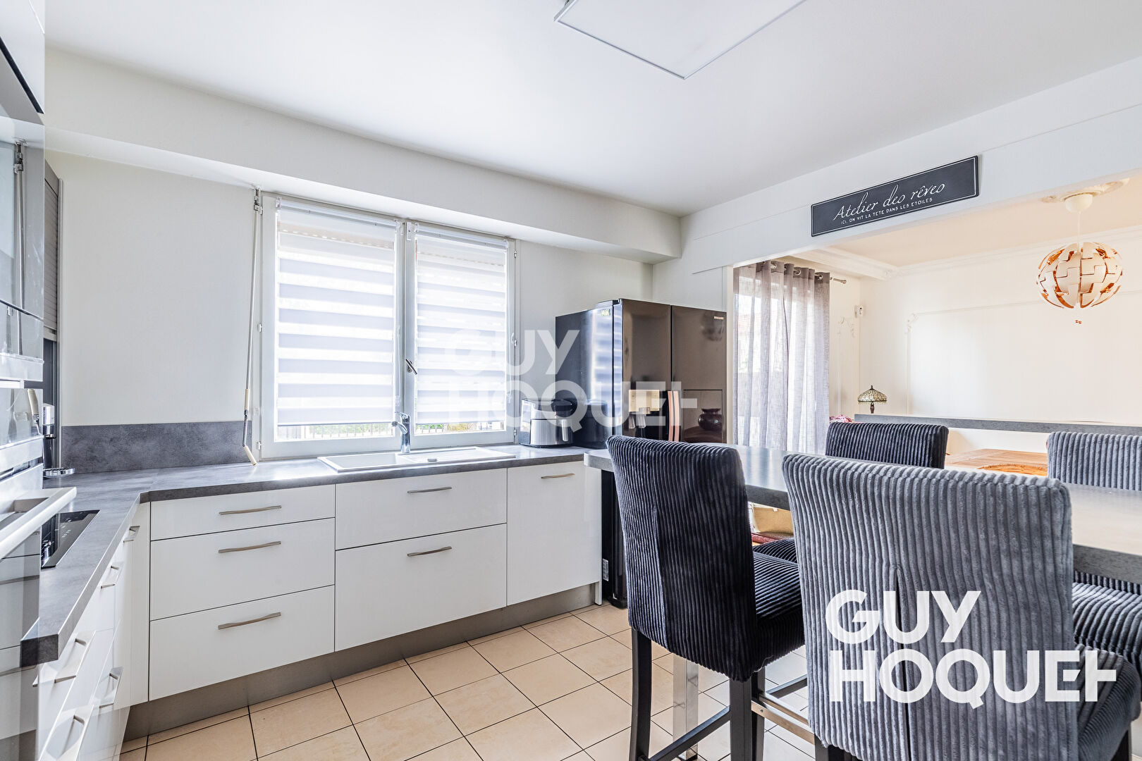 Maison spacieuse à vendre à Athis Mons - 5 chambres, jardin et confort