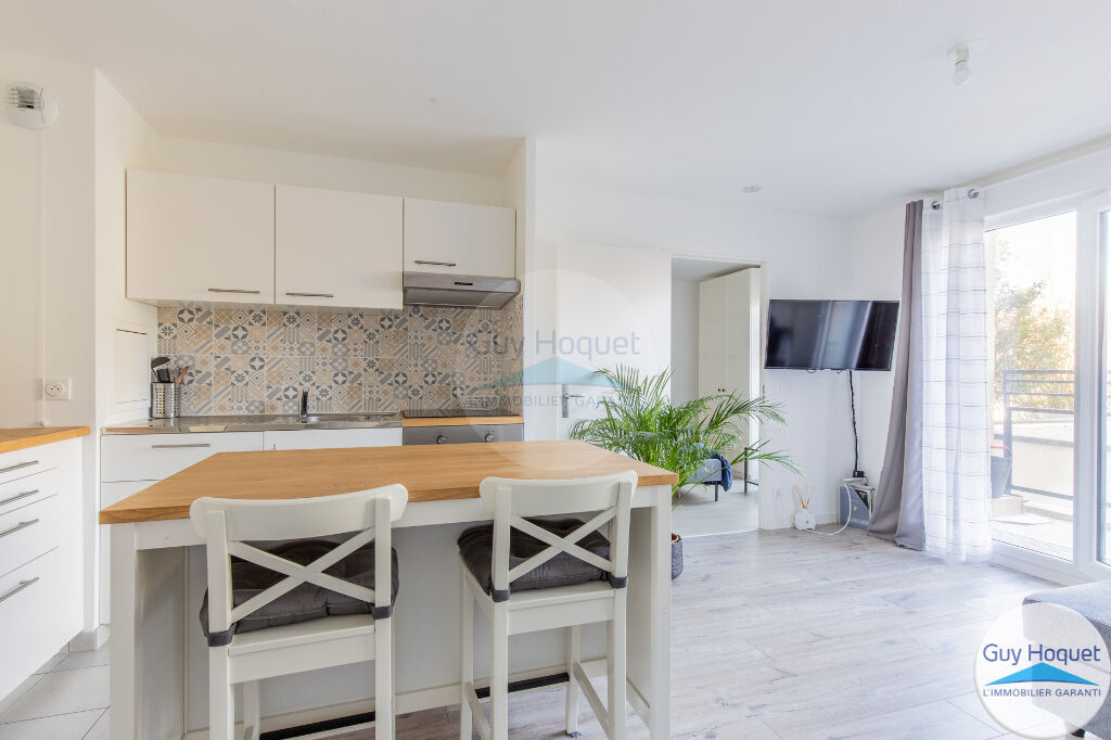 ATHIS MONS : appartement 2 pièces (37,25 m²) à vendre avec balcon et parking