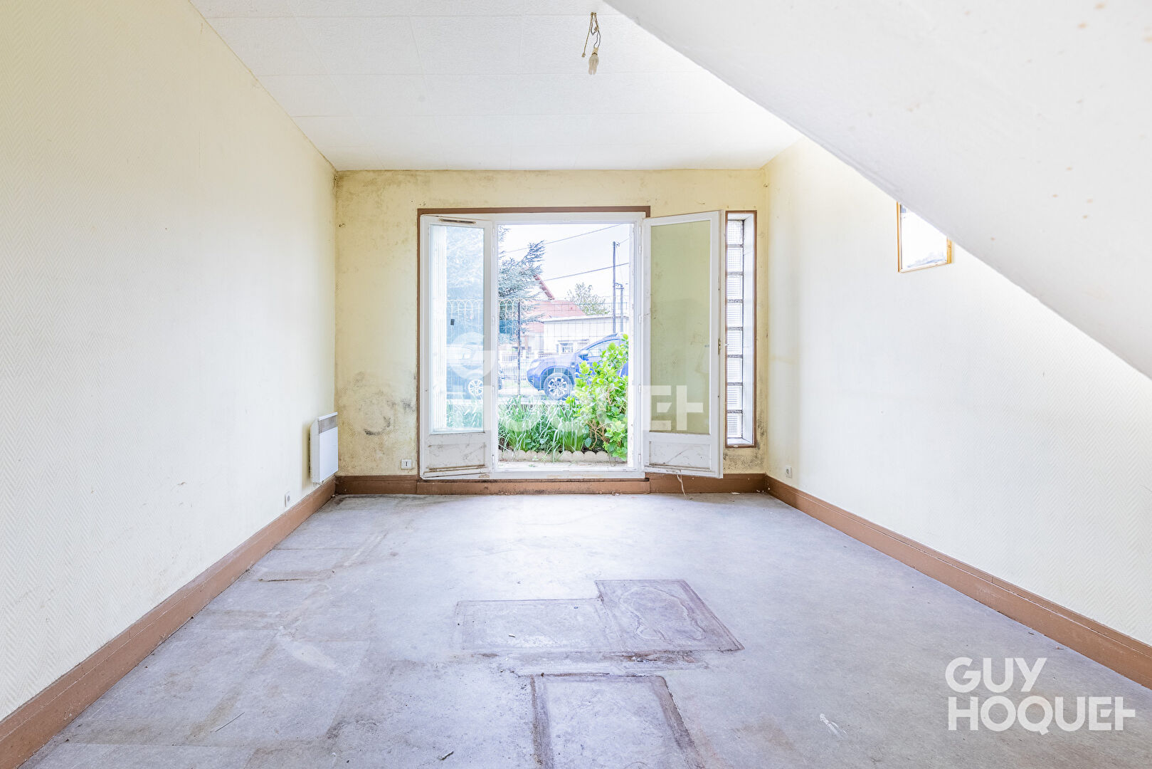 PARAY VIEILLE POSTE : appartement F1 (24 m²) à vendre