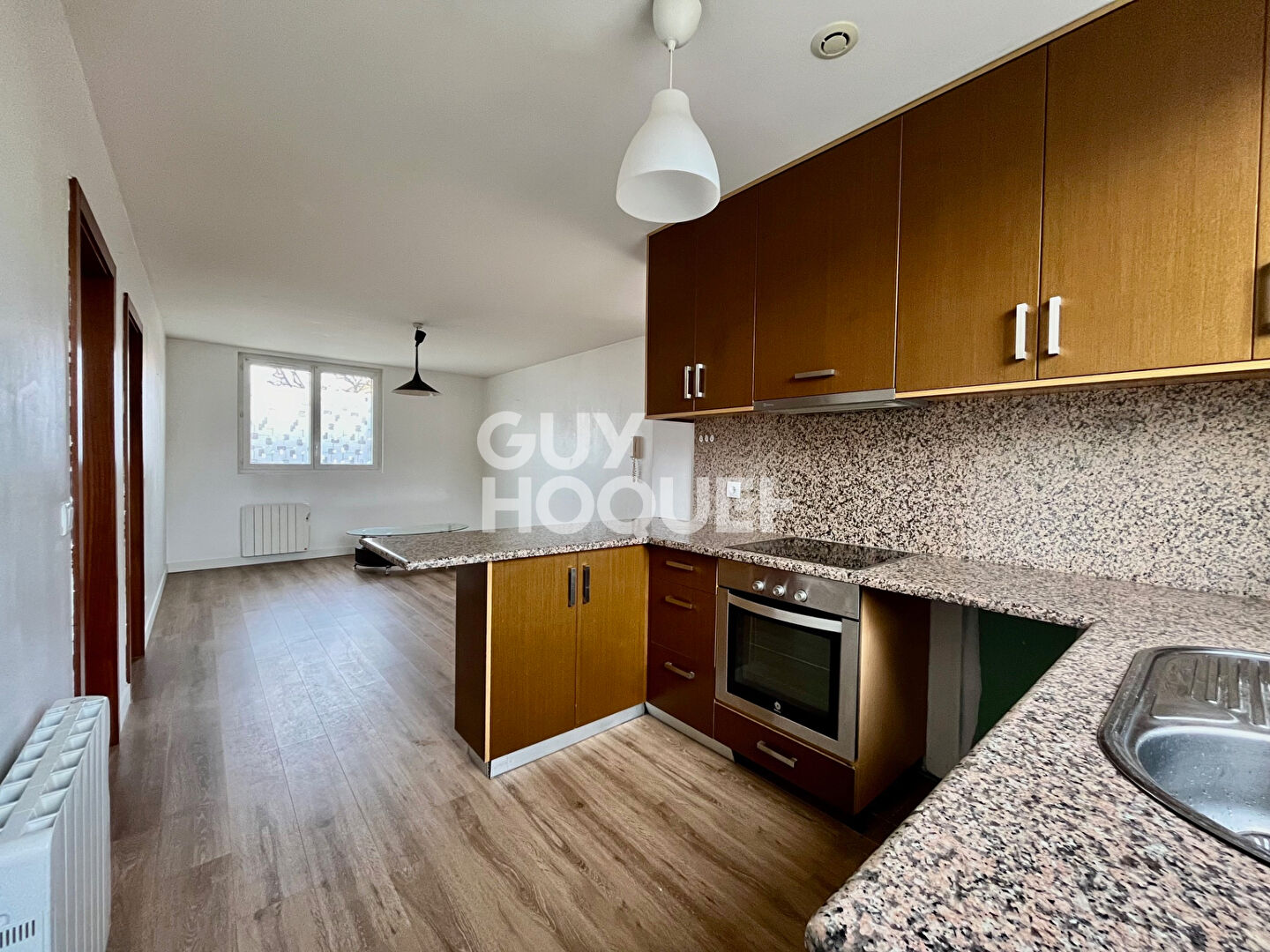 LOCATION : appartement 3 pièces (51 m²) à CHOISY LE ROI