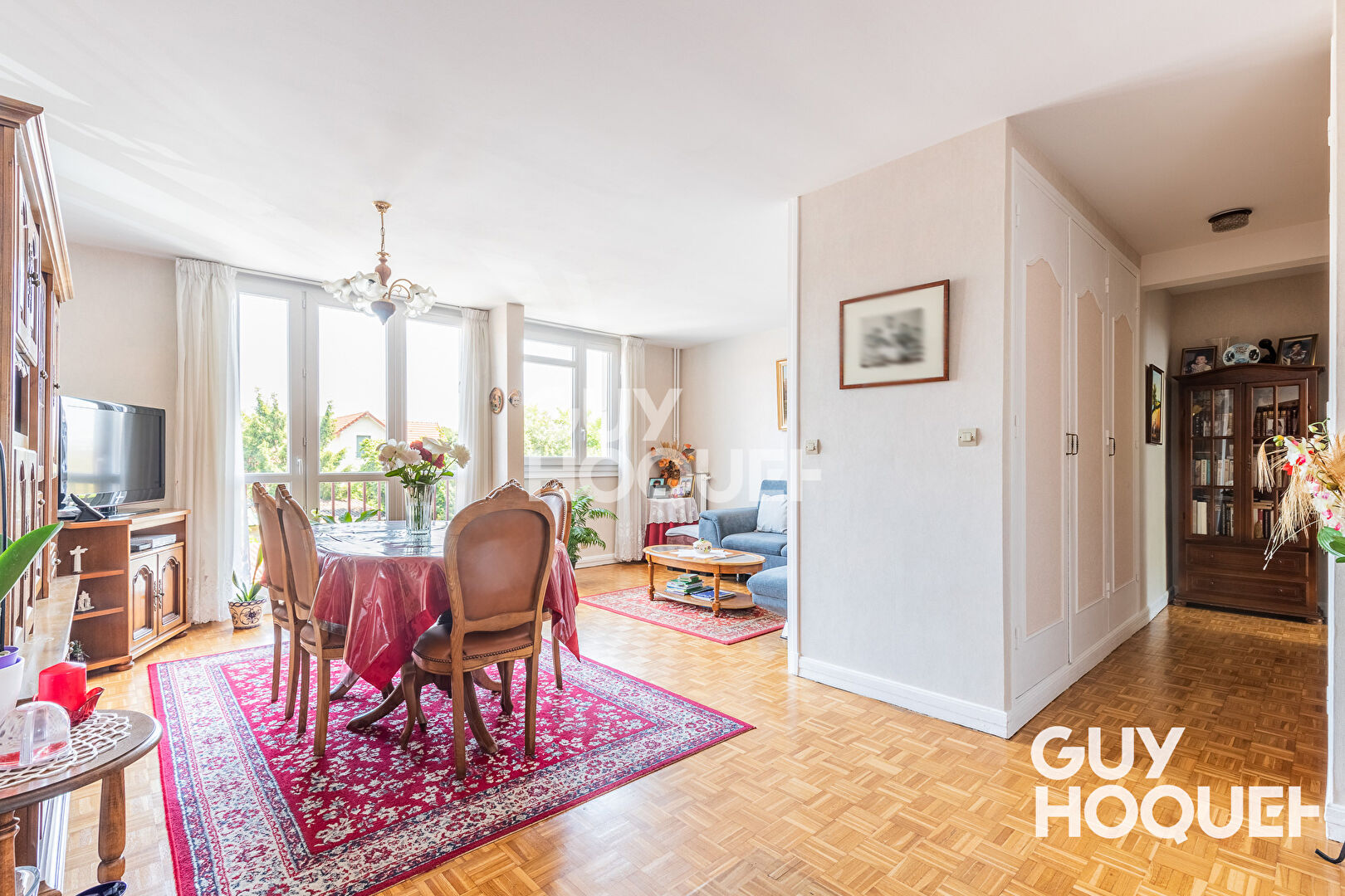 VENTE : appartement F4 (70 m²) à ATHIS MONS avec CAVE et Parking