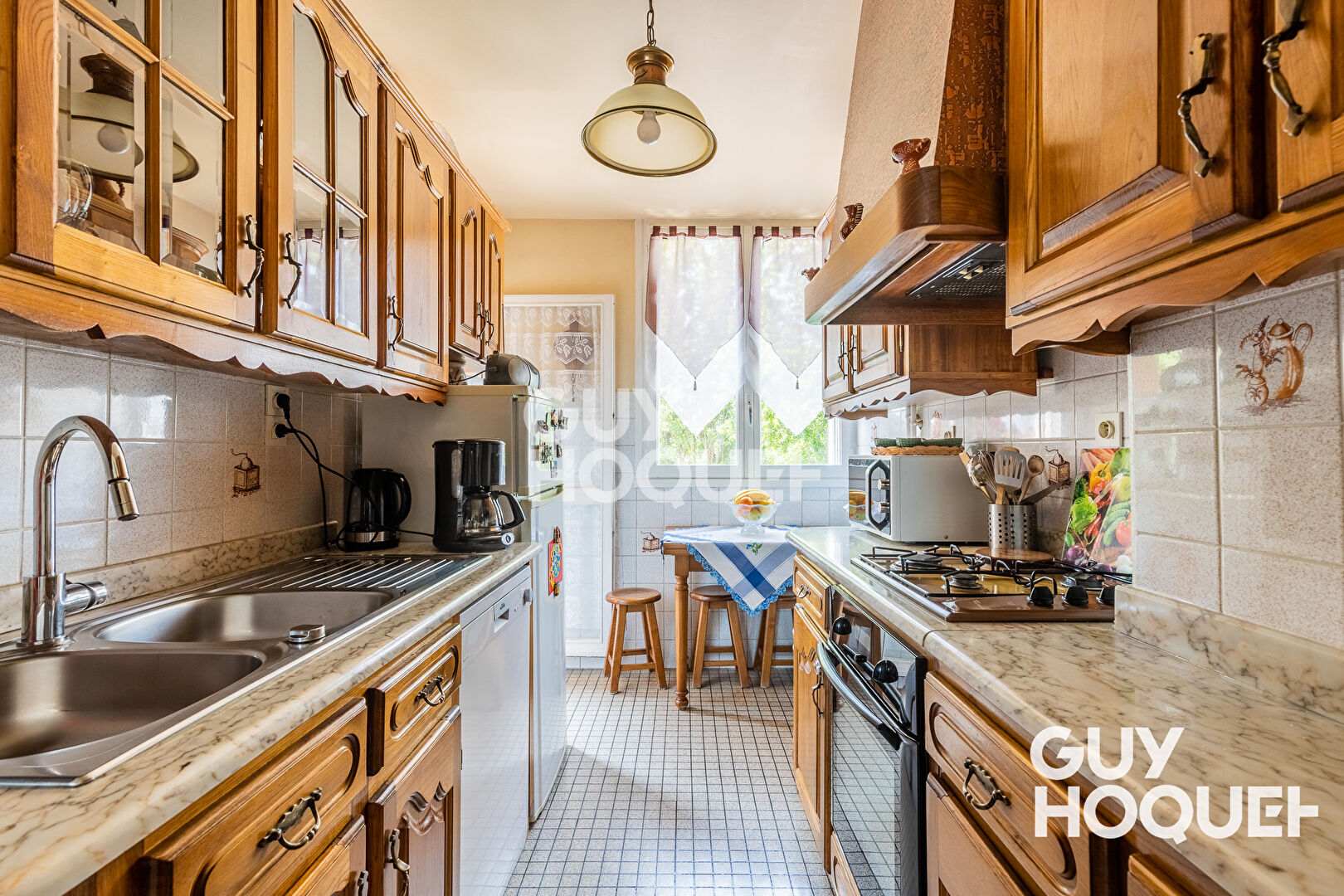 VENTE : appartement F4 (70 m²) à ATHIS MONS avec CAVE et Parking