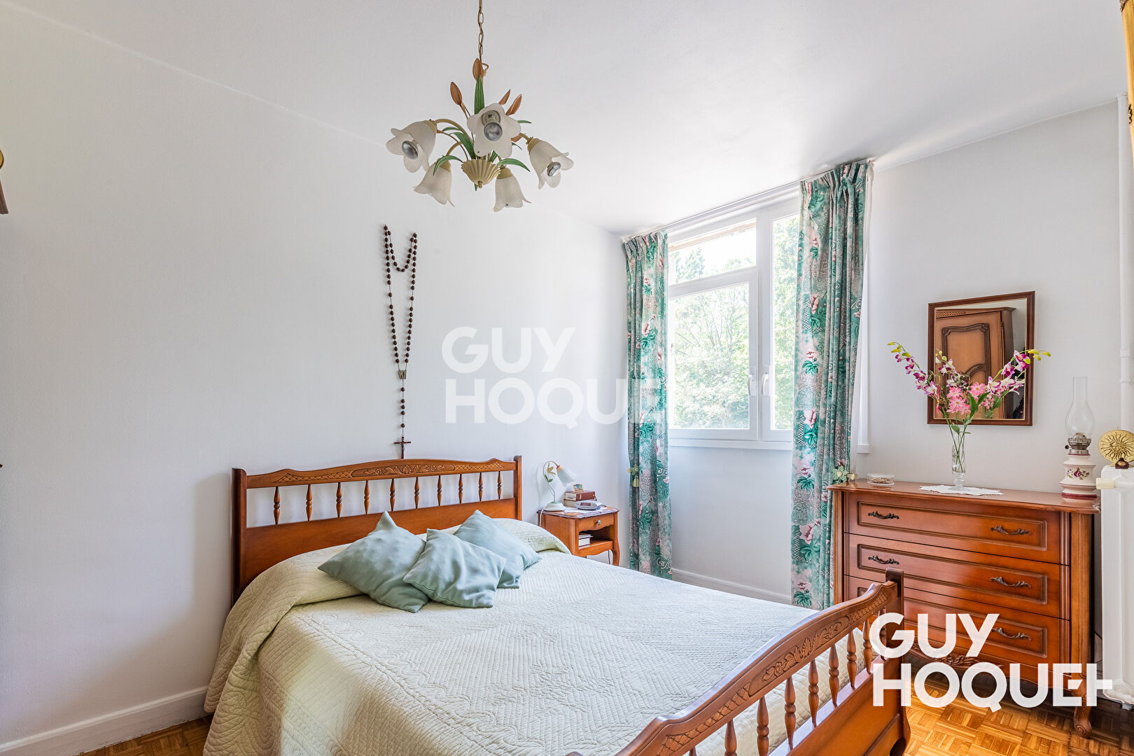 VENTE : appartement F4 (70 m²) à ATHIS MONS avec CAVE et Parking