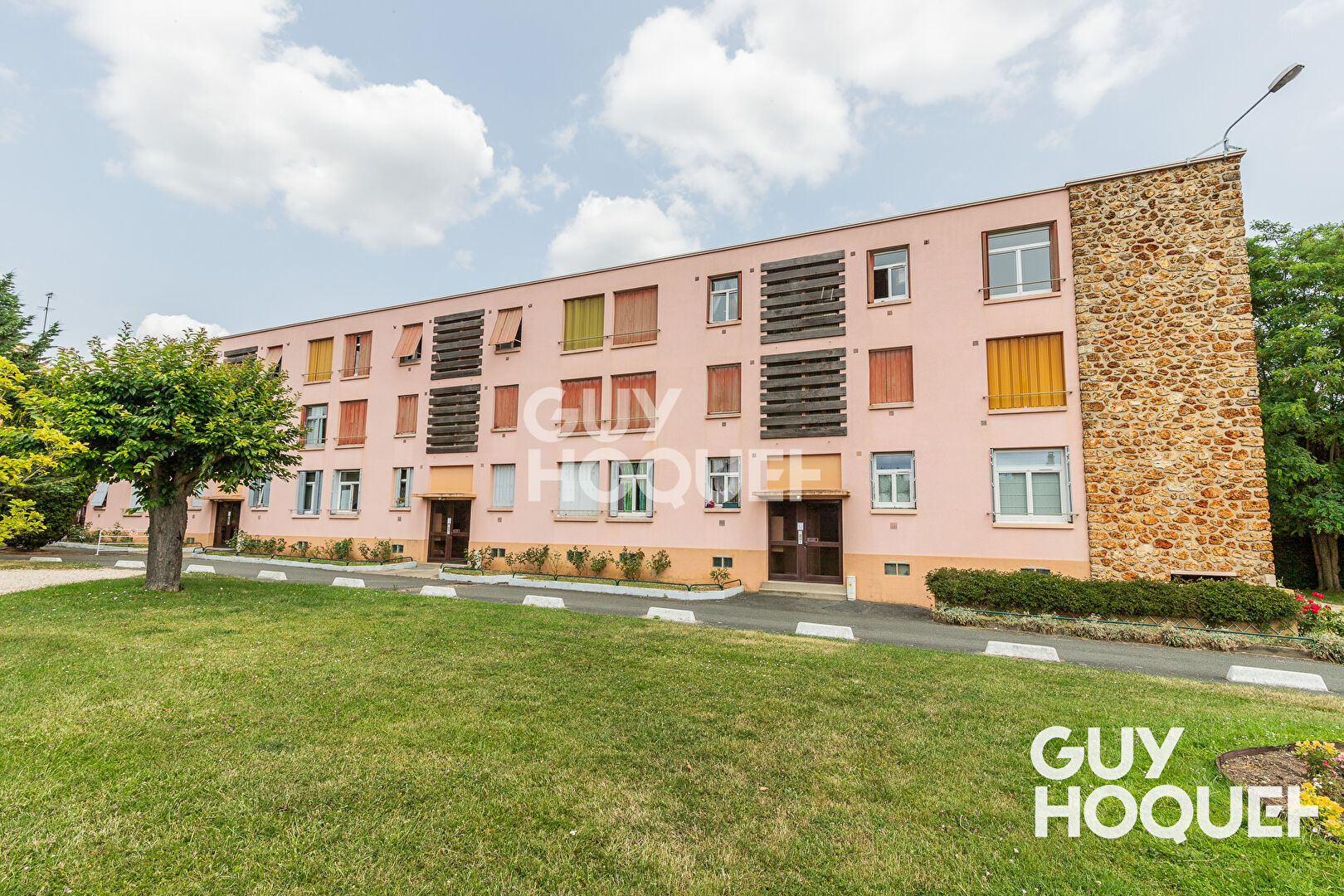 VENTE : appartement 5 pièces (82 m²) à SAVIGNY SUR ORGE