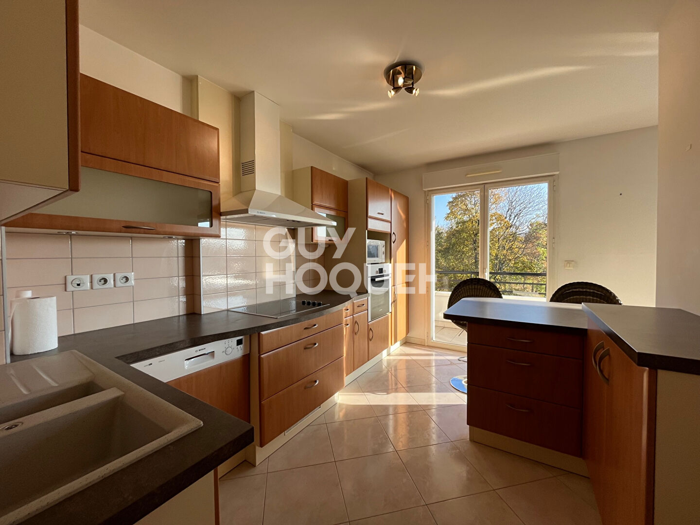 LOCATION : appartement F3 (80 m²) à MORANGIS