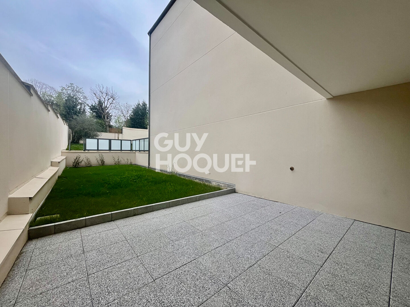 F2 de 49 m2 + parking à L'HAY LES ROSES (94240)