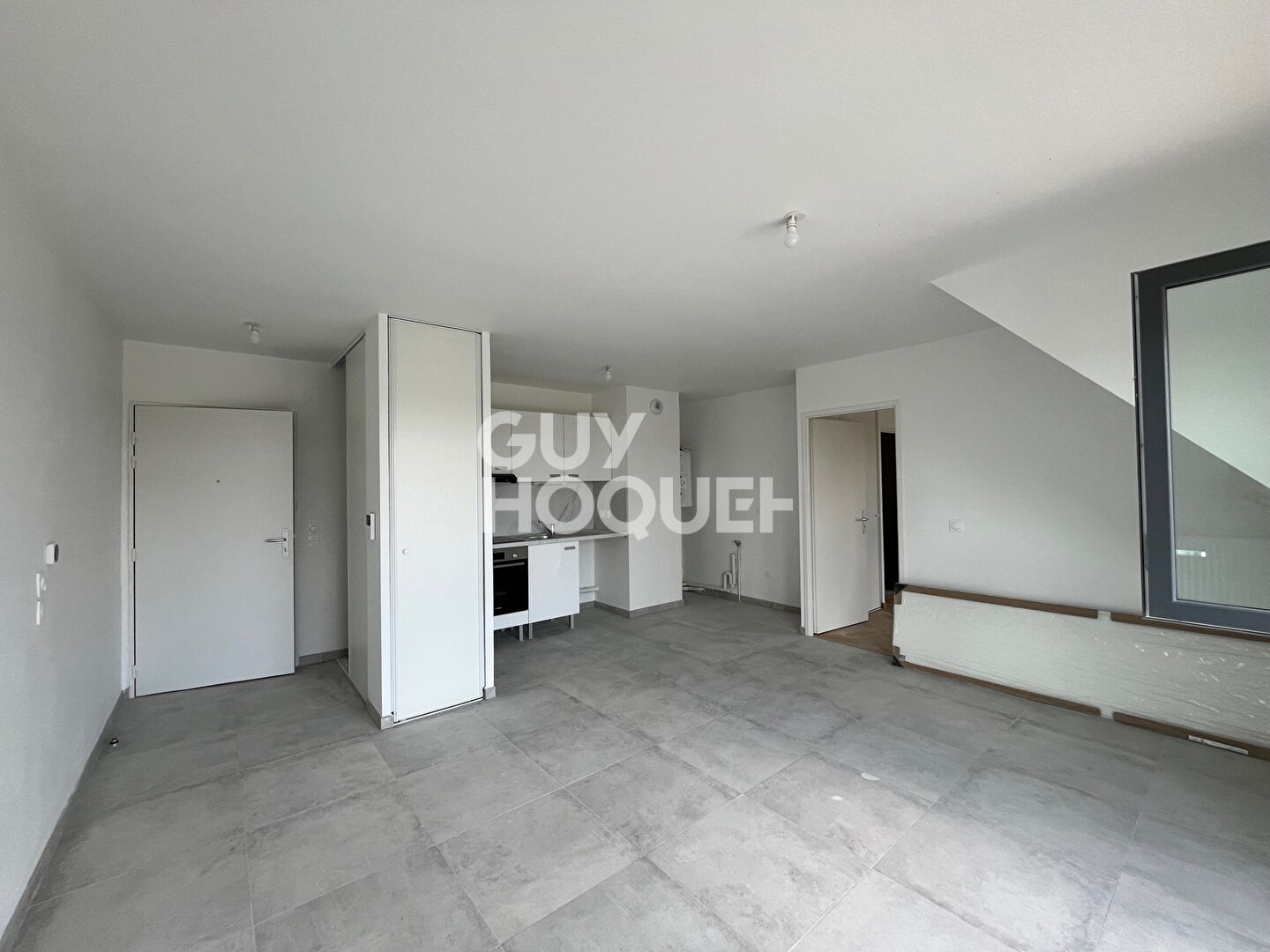 A206 ESSEINE :  F2 neuf 43.32 m2