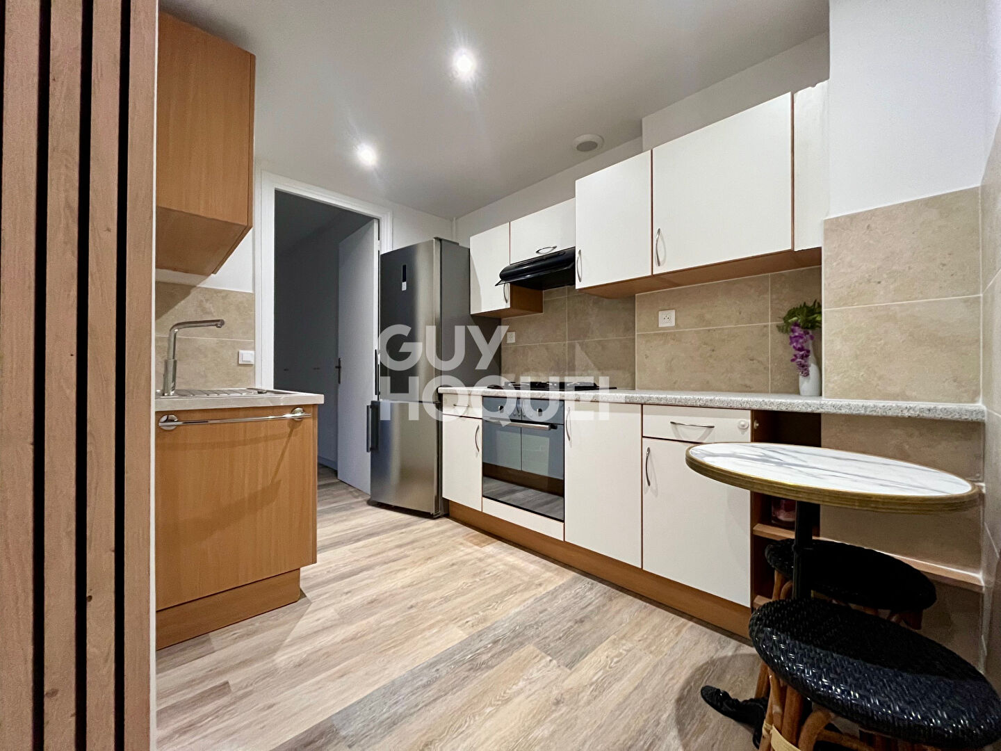 LOCATION : appartement T2 (36 m²) à PARIS